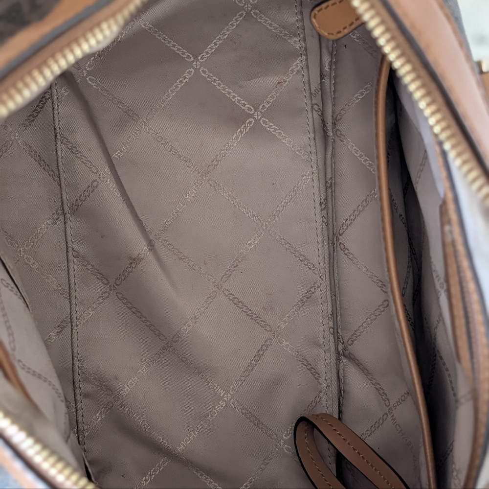 Michael Kors Brown and Tan Bedford Duffel Satchel Bag - Picture 10 of 16